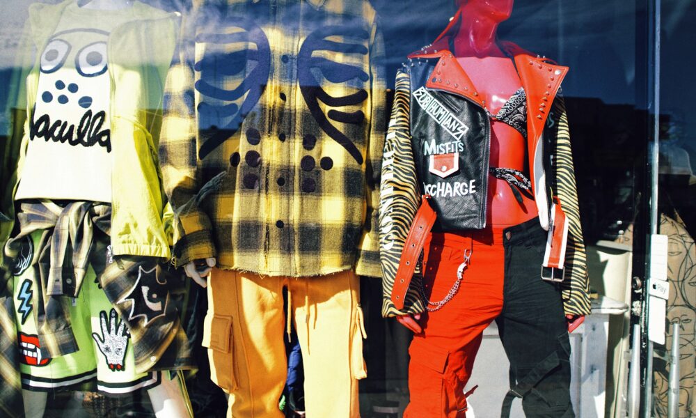 What are the 5 stages of fashion trend