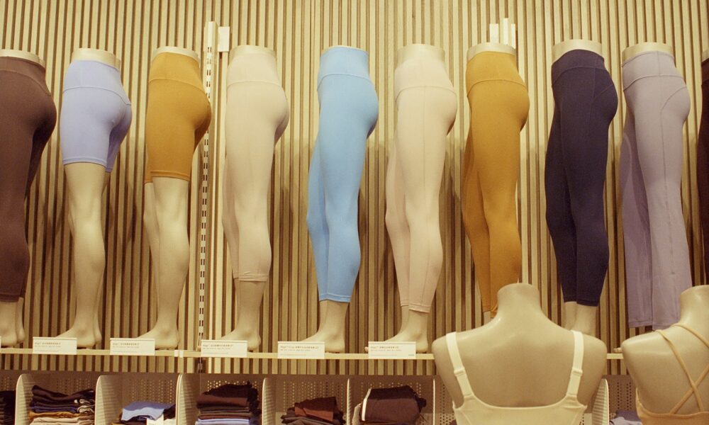 Who is the top 1 fashion designer