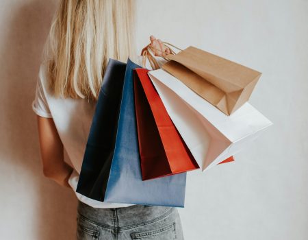 What is a shopping scam