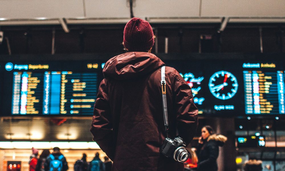 What is the best way to avoid travel fraud