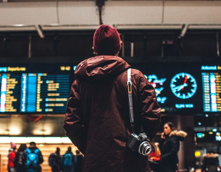What is the best way to avoid travel fraud