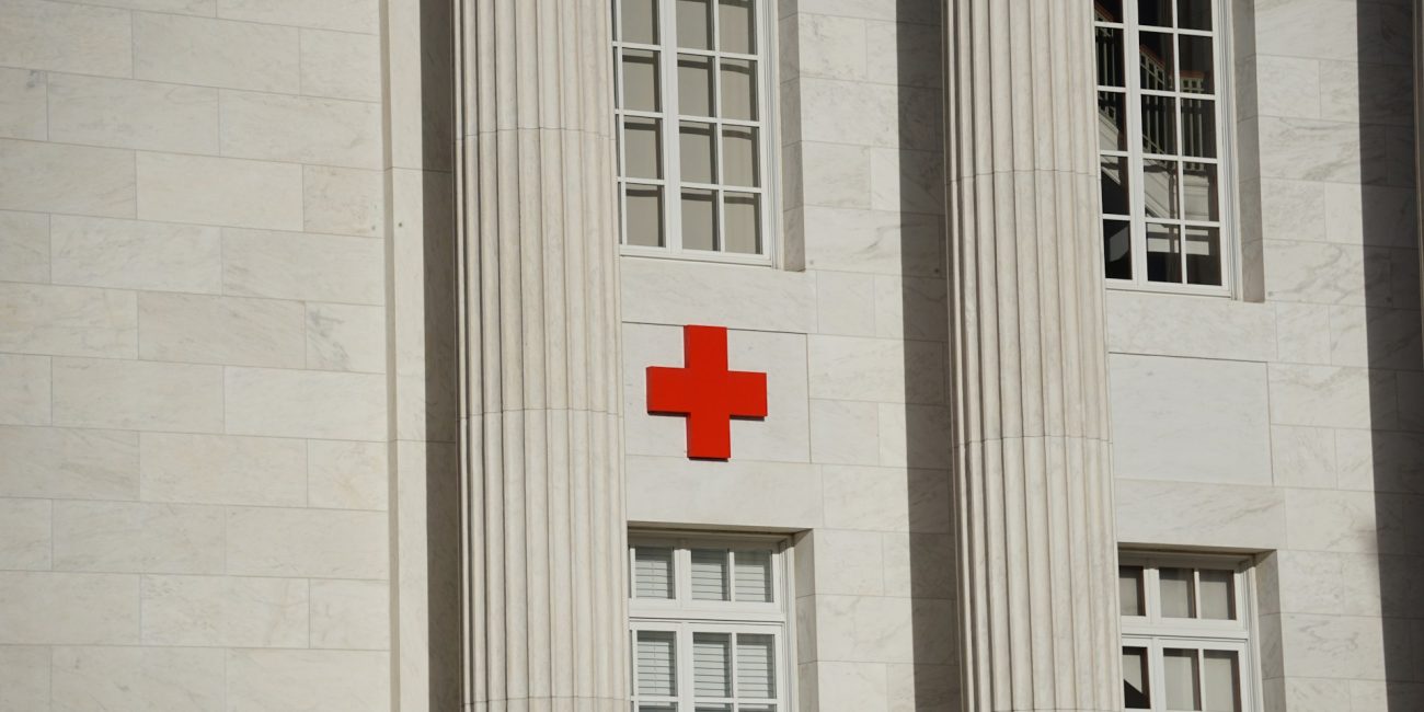 What is a red flag for health care fraud
